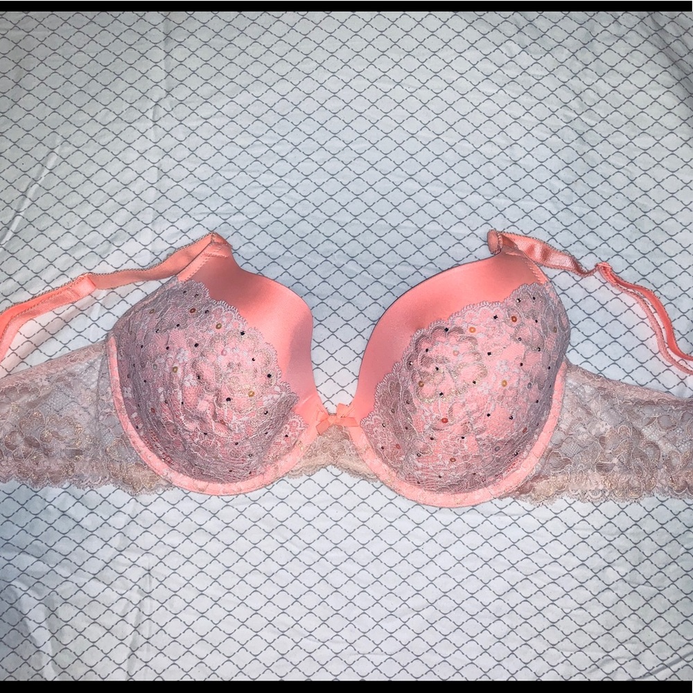 Victoria’s Secret bra